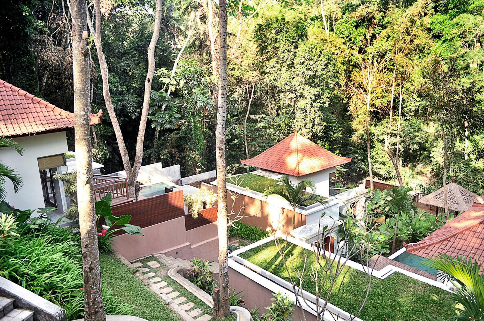 The Luku Villa Buwit Exterior photo