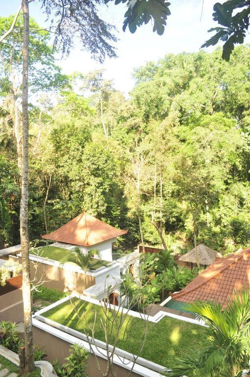 The Luku Villa Buwit Exterior photo