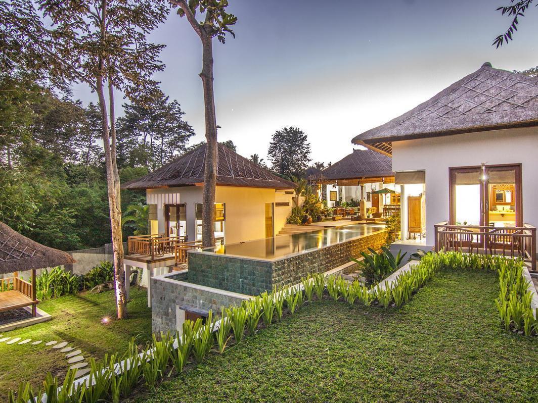The Luku Villa Buwit Exterior photo
