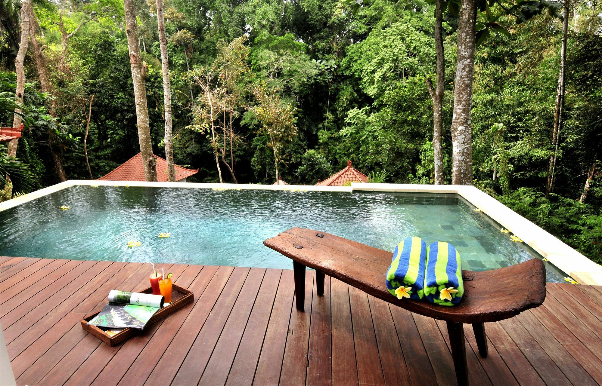 The Luku Villa Buwit Exterior photo