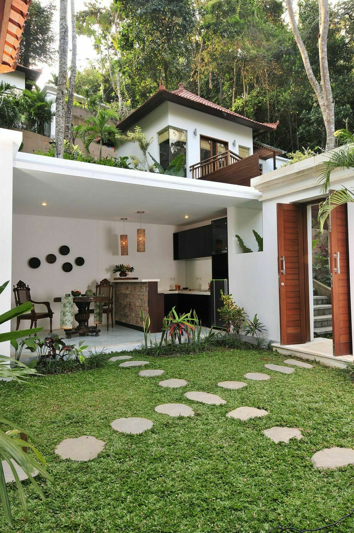 The Luku Villa Buwit Exterior photo