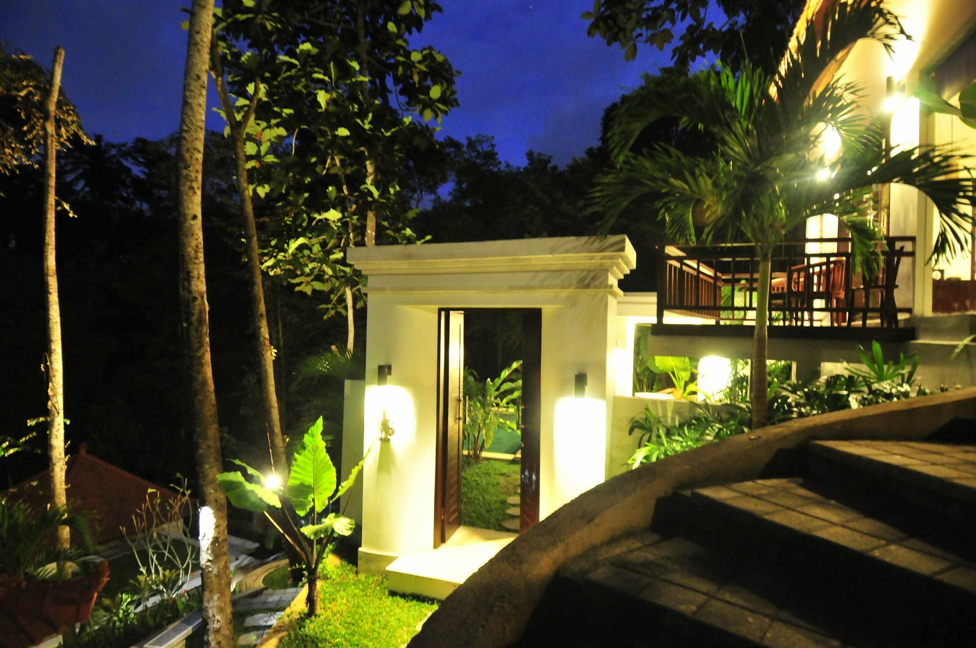 The Luku Villa Buwit Exterior photo
